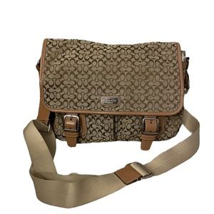 Coach Signature Messenger Bag Khaki Crossbody